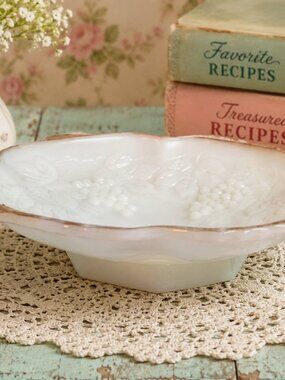 Vintage Anchor Hocking Fire-King Milk Glass Pedestal Grapes Bowl Gold Trim USA